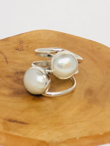 Anillo de plata ajustable con doble perla